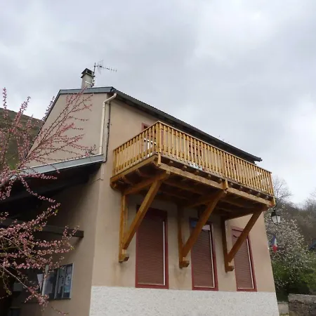Tignac, 3 Pieces, 5 Personnes - Fr-1-419-312 Holiday home Tignac